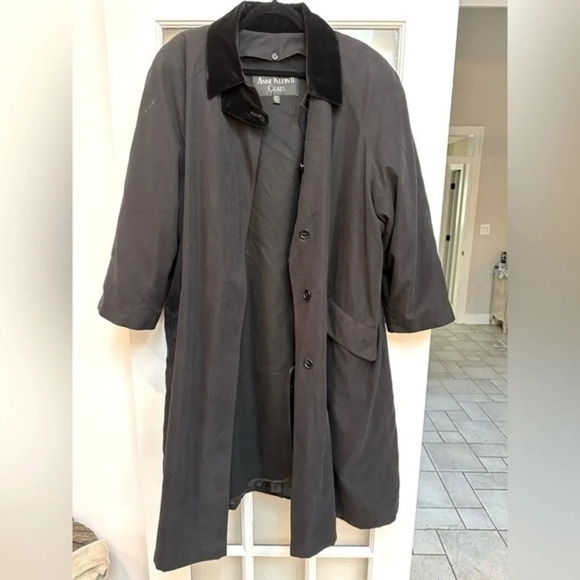 Vintage Anne Klein Black Wool Whimsigoth Velvet Trim Heavy Trench Coat Size 18W - Picture 1 of 9